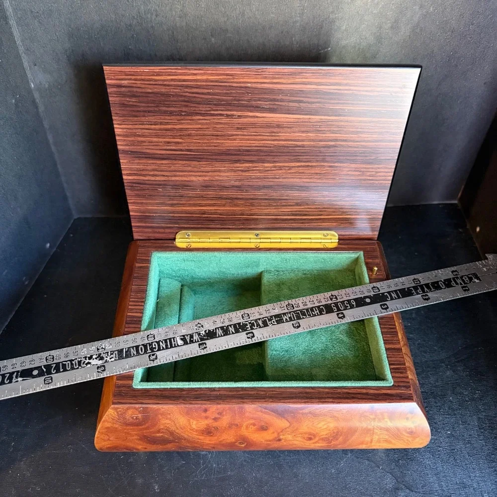 Unbranded vintage italian